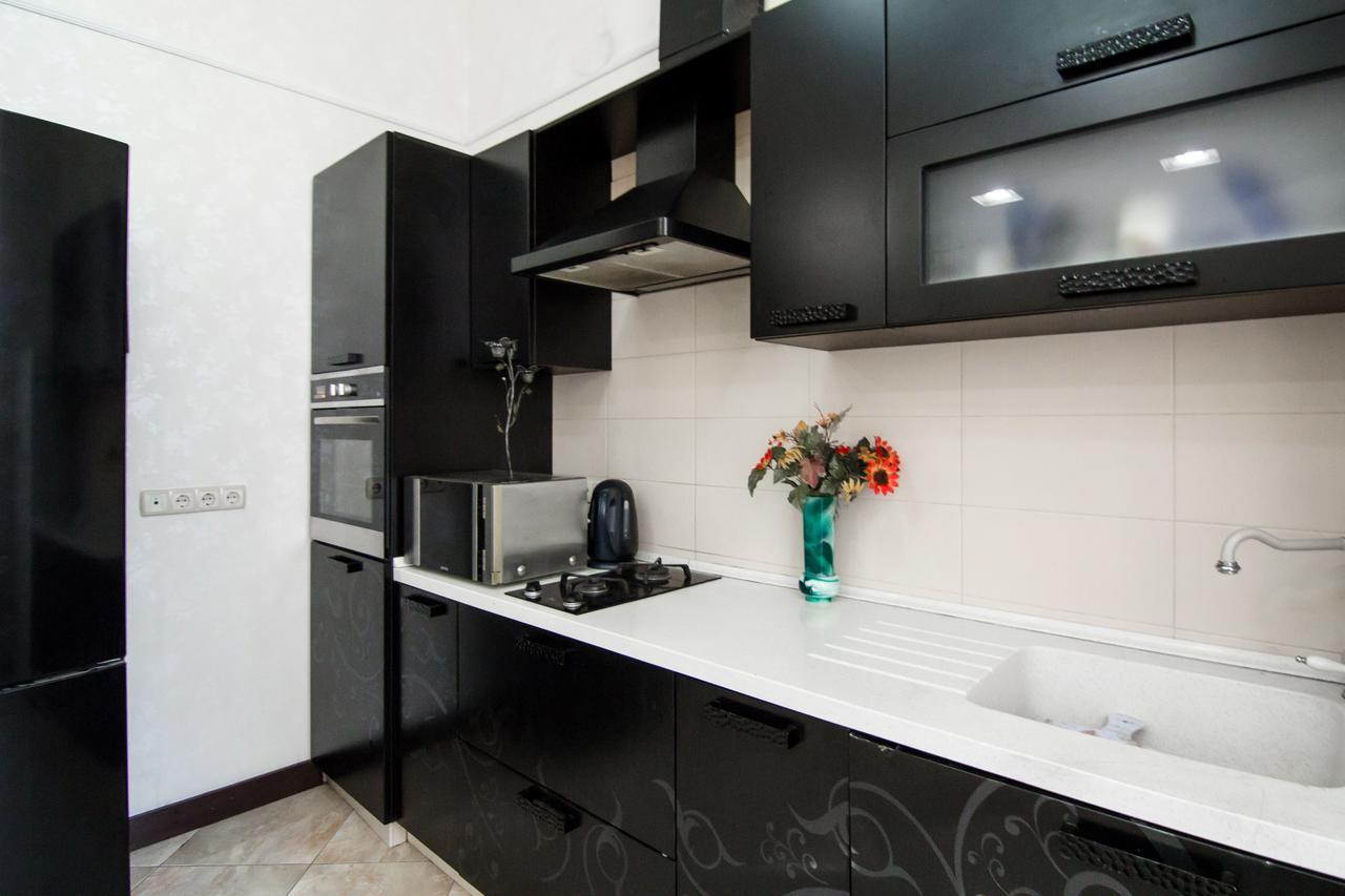 Downtown Prestige Apartment Odessa Eksteriør bilde